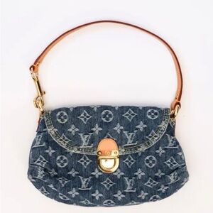 Fashion Stylish Pleaty Denim Mono And Leather Handbag